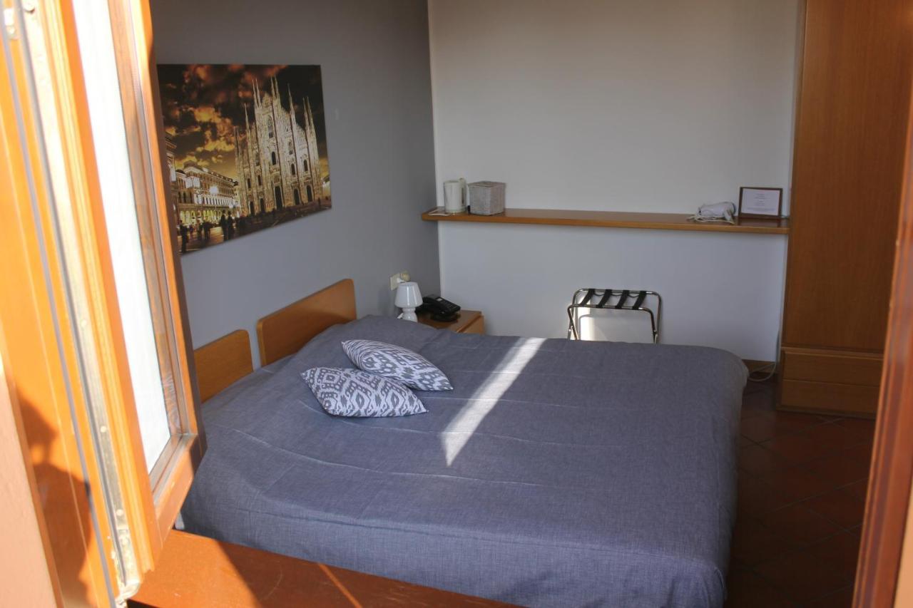 Albergo La Scaletta Cantù Extérieur photo